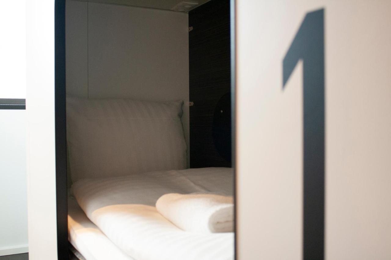6 Bed Private Room Private Bathroom